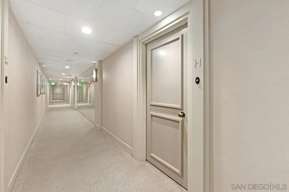 939 Coast BLVD #4H La Jolla, CA 92037