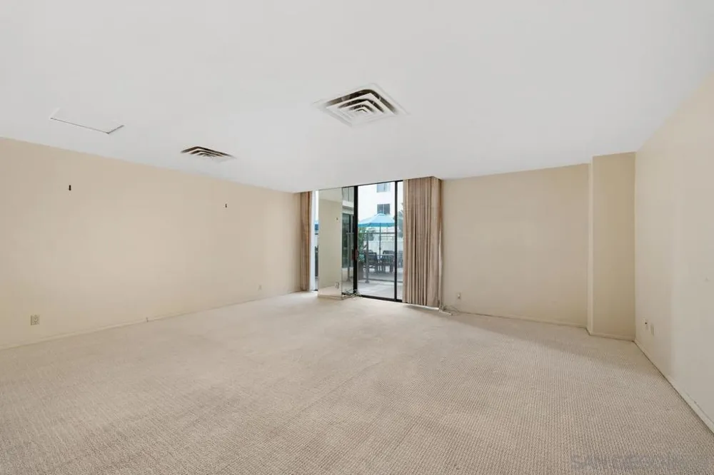 939 Coast BLVD #4H La Jolla, CA 92037