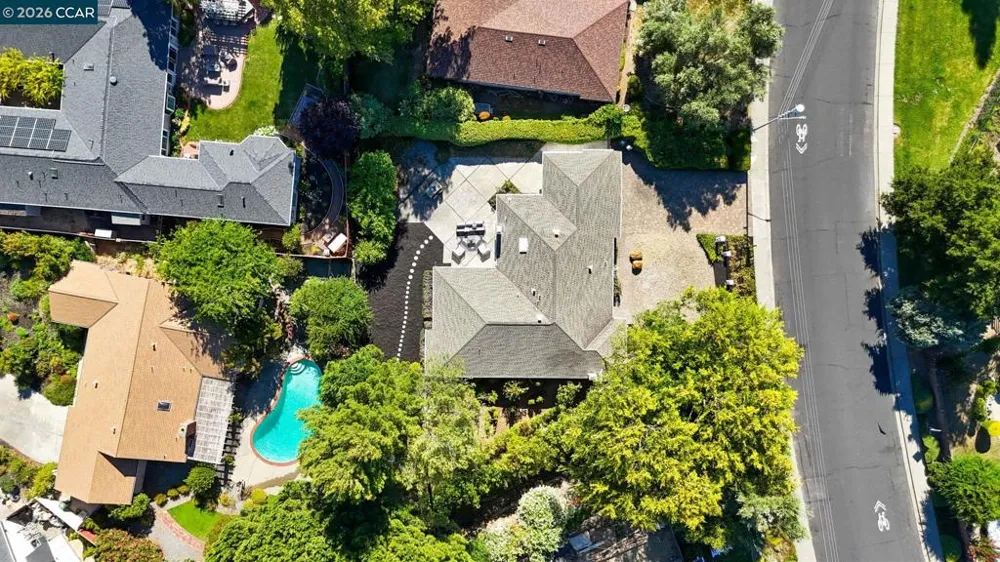1517 Harlan Dr Danville, CA 94526