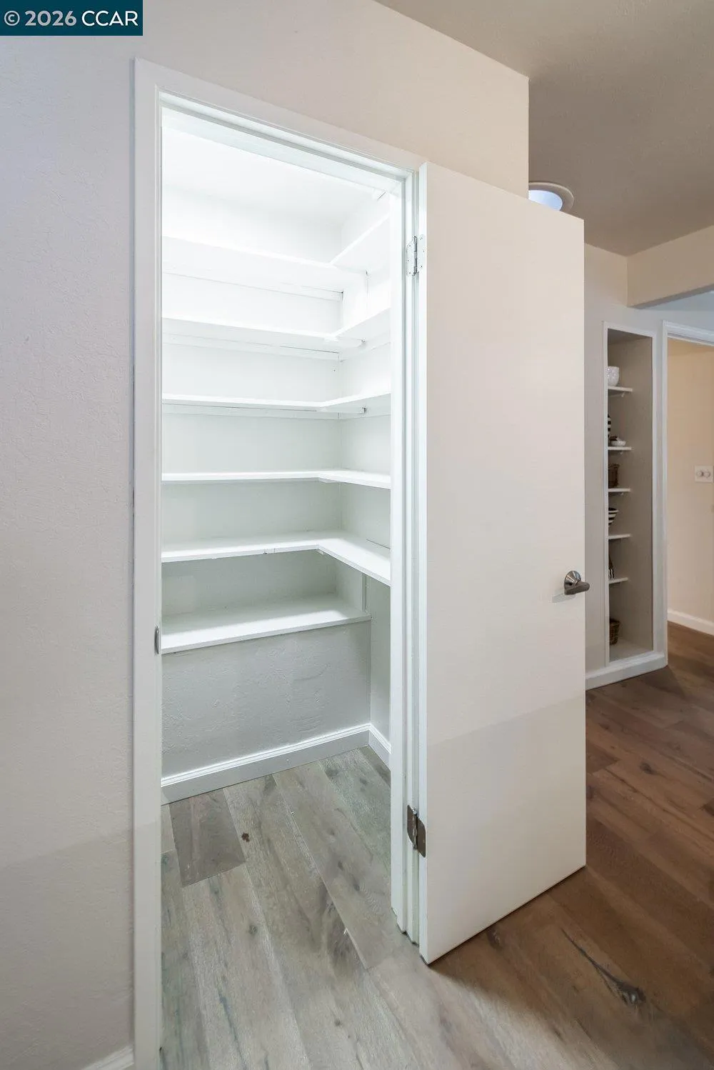 9 Valley Court Orinda, CA 94563