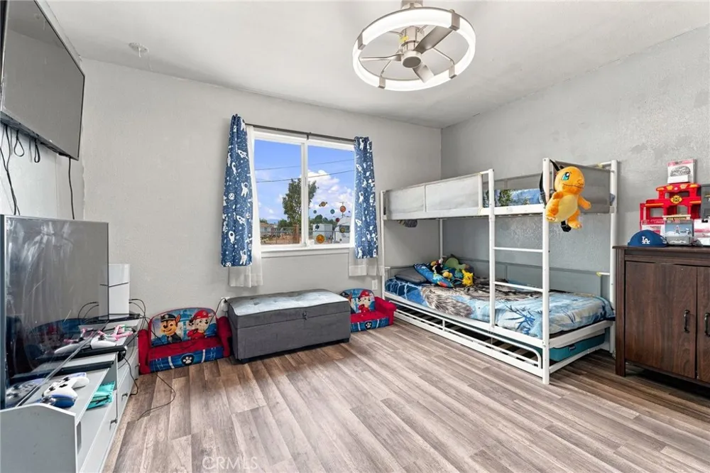 22889 Anoka Apple Valley, CA 92308