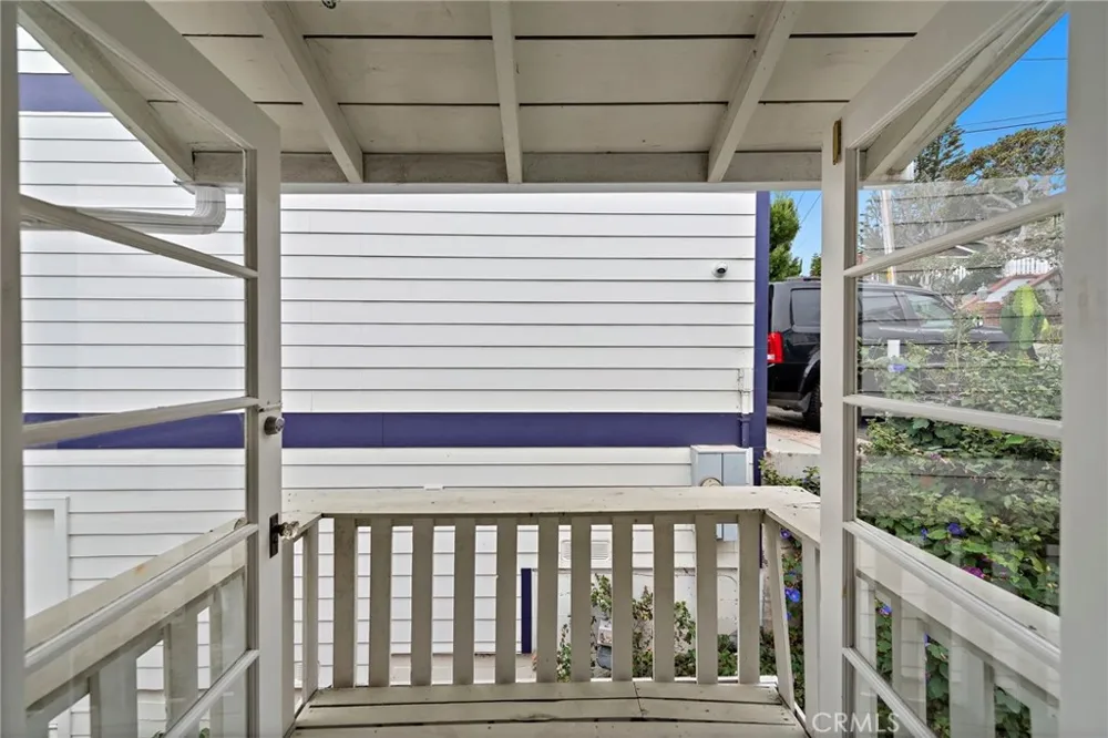 31907 Crestwood Place Laguna Beach, CA 92651