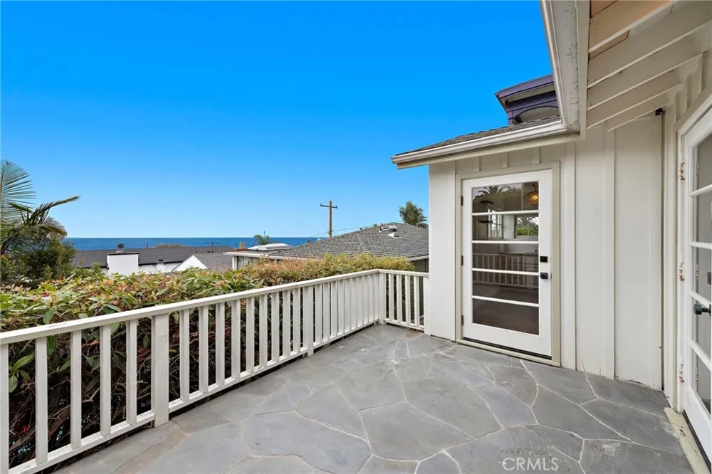31907 Crestwood Place Laguna Beach, CA 92651