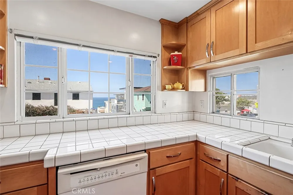 1808 Highland Avenue Manhattan Beach, CA 90266