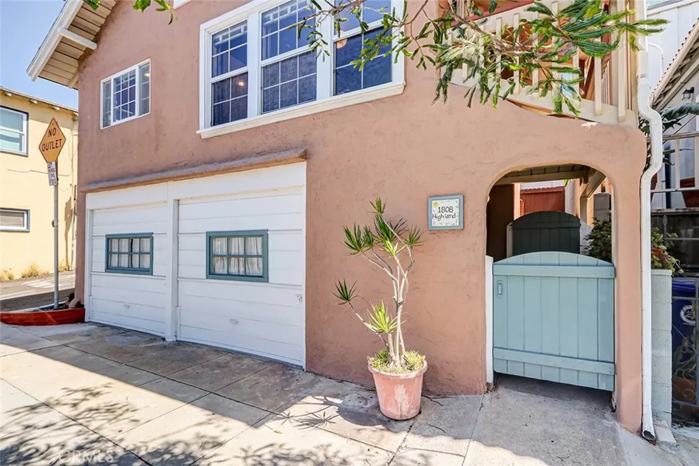 1808 Highland Avenue Manhattan Beach, CA 90266