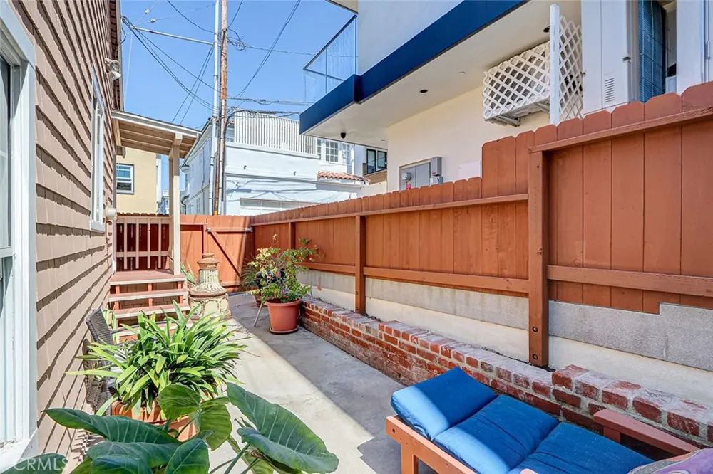 1808 Highland Avenue Manhattan Beach, CA 90266
