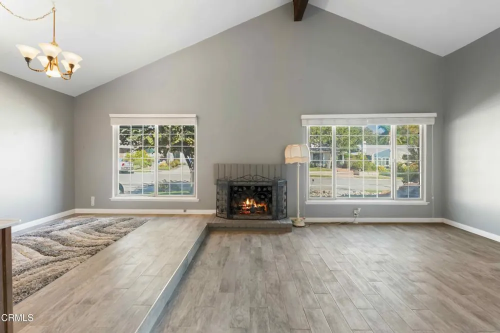 2717 Carlmont Place Simi Valley, CA 93065