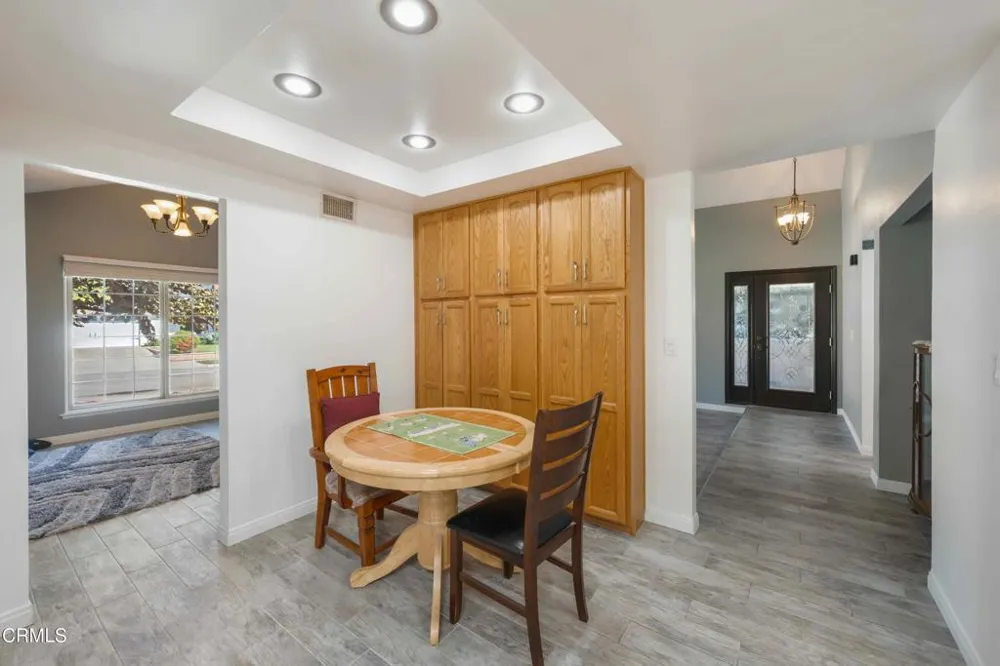 2717 Carlmont Place Simi Valley, CA 93065