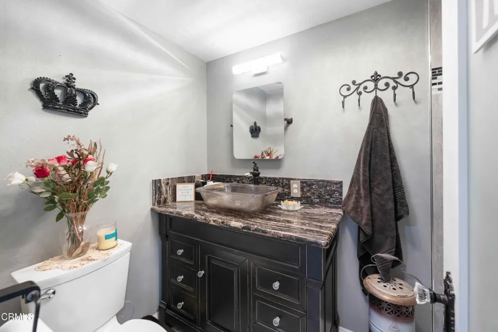 2717 Carlmont Place Simi Valley, CA 93065