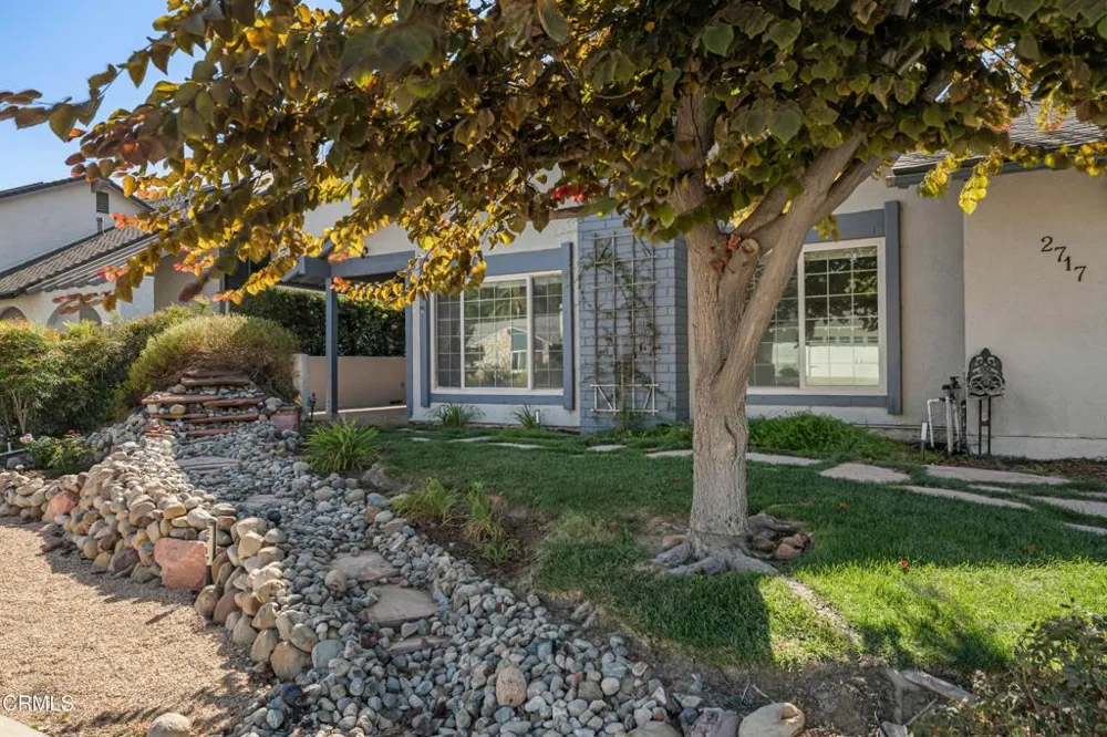 2717 Carlmont Place Simi Valley, CA 93065