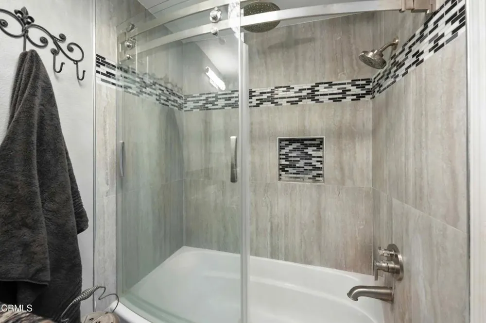 2717 Carlmont Place Simi Valley, CA 93065