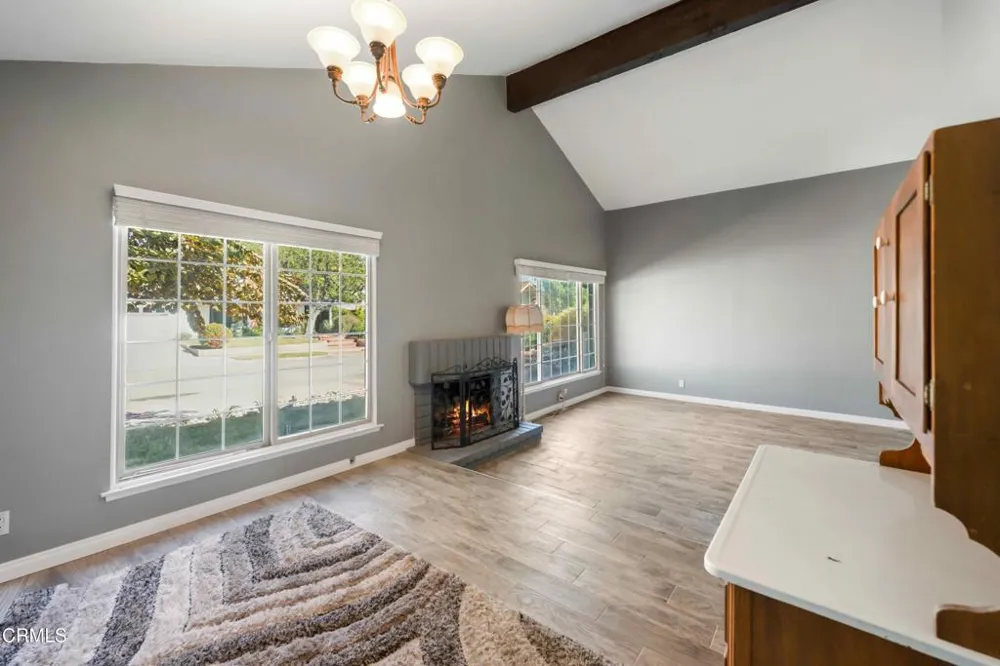 2717 Carlmont Place Simi Valley, CA 93065