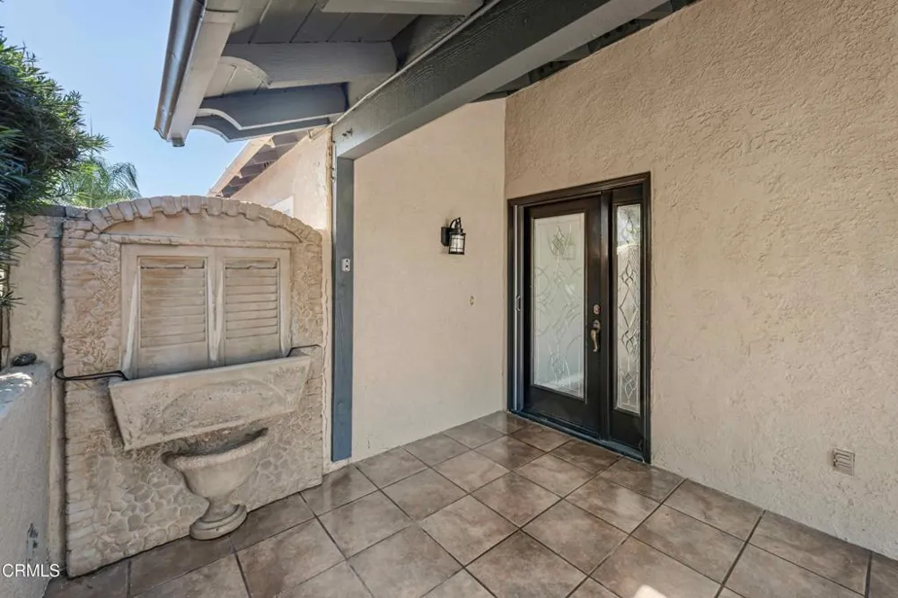 2717 Carlmont Place Simi Valley, CA 93065