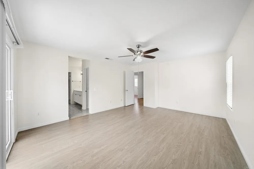 1242 Via Contessa San Marcos, CA 92069