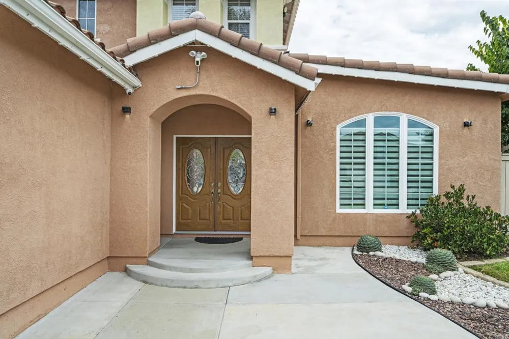 1242 Via Contessa San Marcos, CA 92069