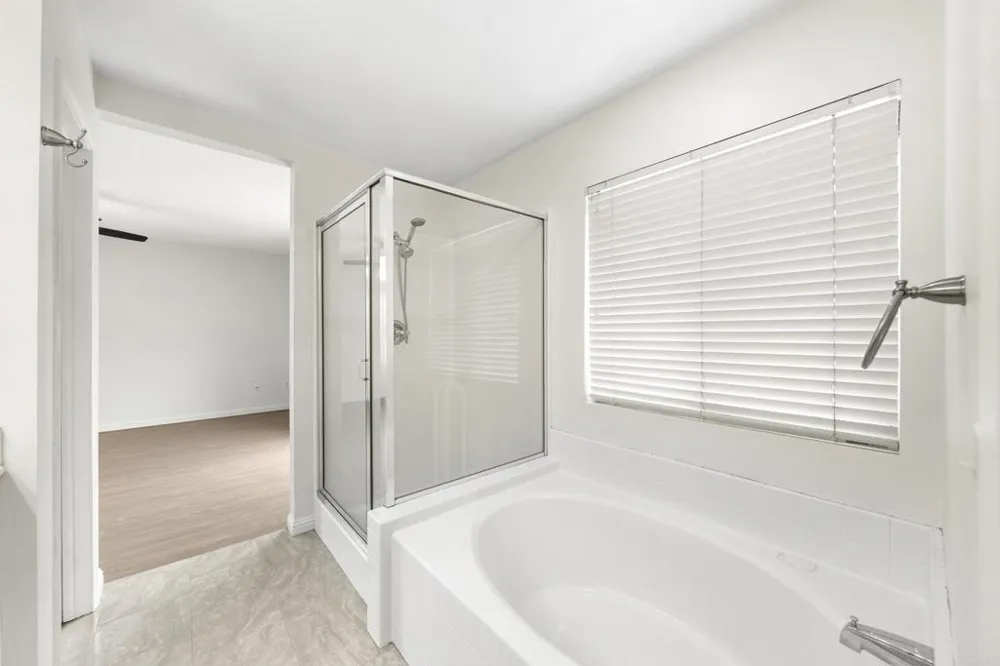1242 Via Contessa San Marcos, CA 92069