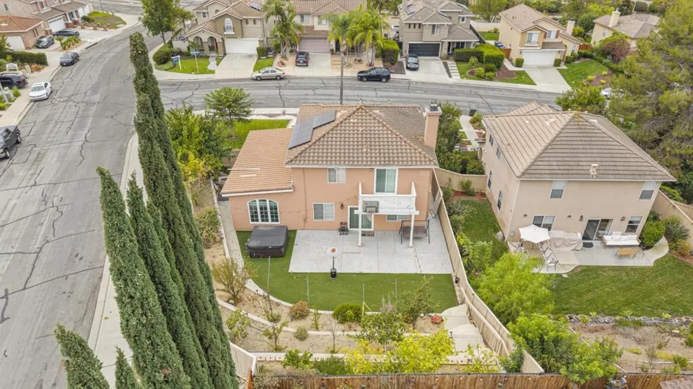 1242 Via Contessa San Marcos, CA 92069