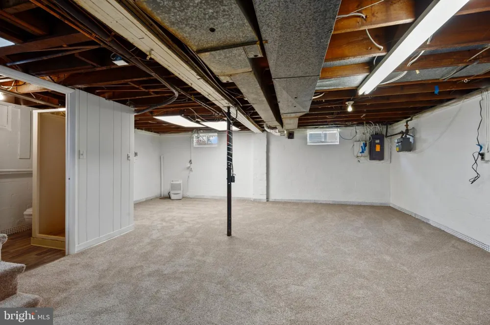 9209 BRYANT AVENUE Laurel, MD 20723