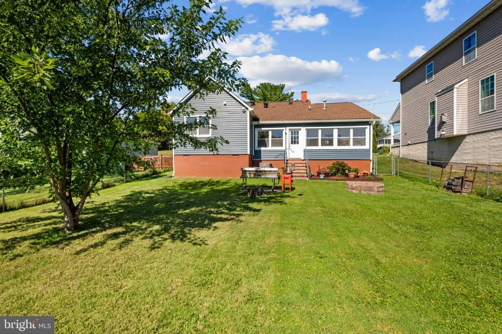 9209 BRYANT AVENUE Laurel, MD 20723