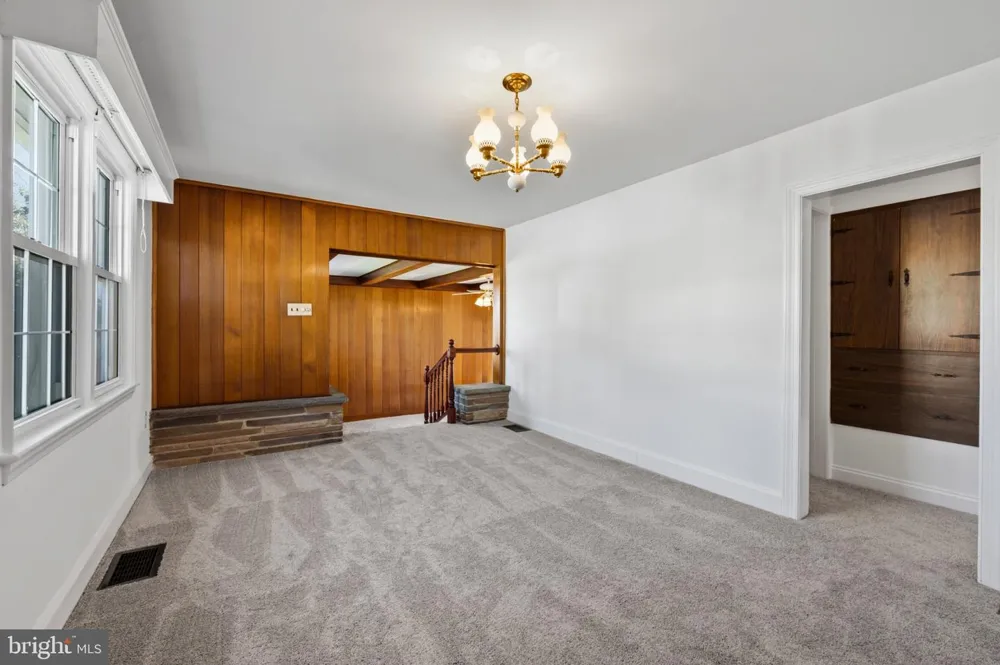 9209 BRYANT AVENUE Laurel, MD 20723