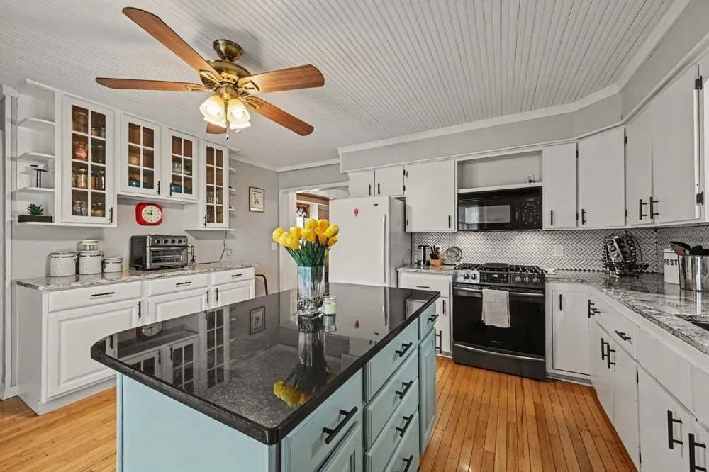 3473 La Salle Drive Ann Arbor, MI 48108