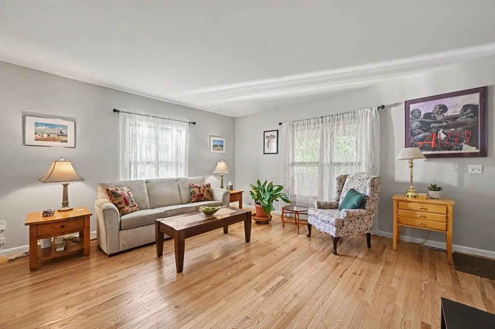 3473 La Salle Drive Ann Arbor, MI 48108