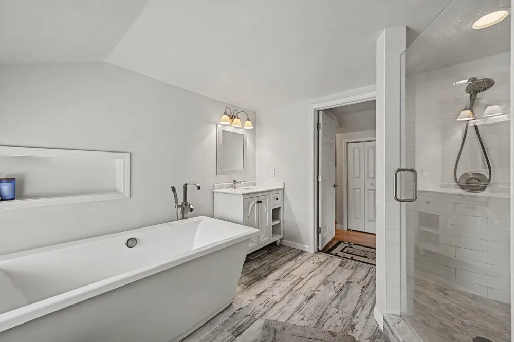 3473 La Salle Drive Ann Arbor, MI 48108