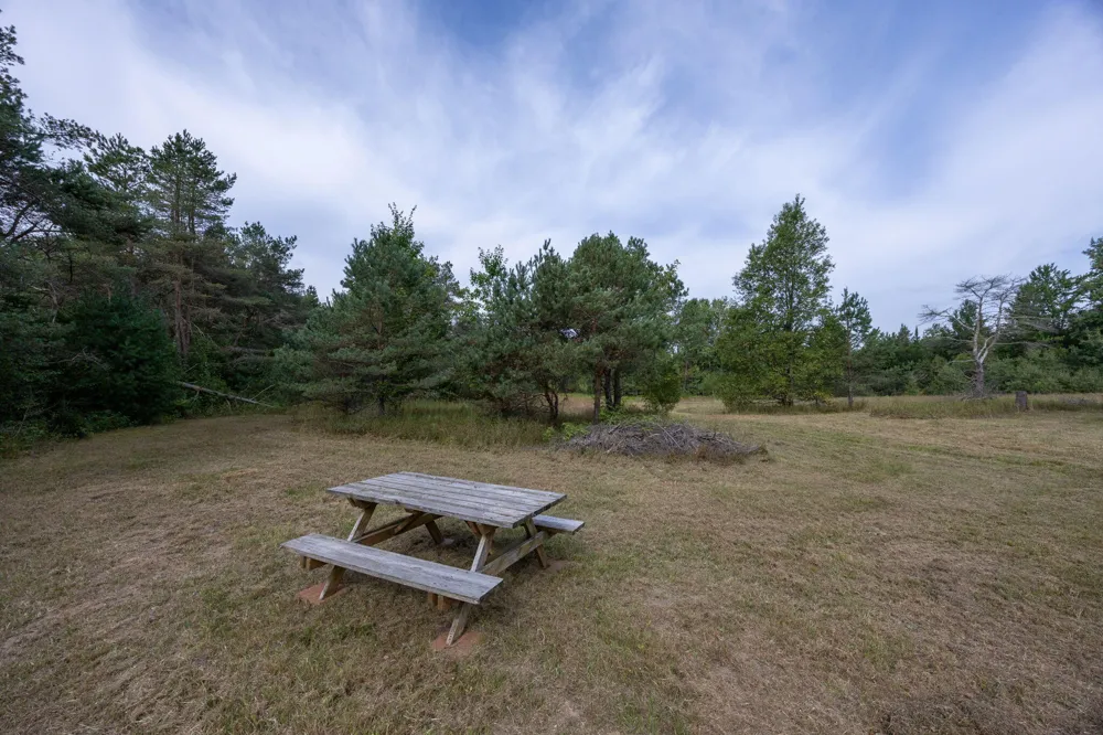 S 27 ROAD S Cadillac, MI 49601