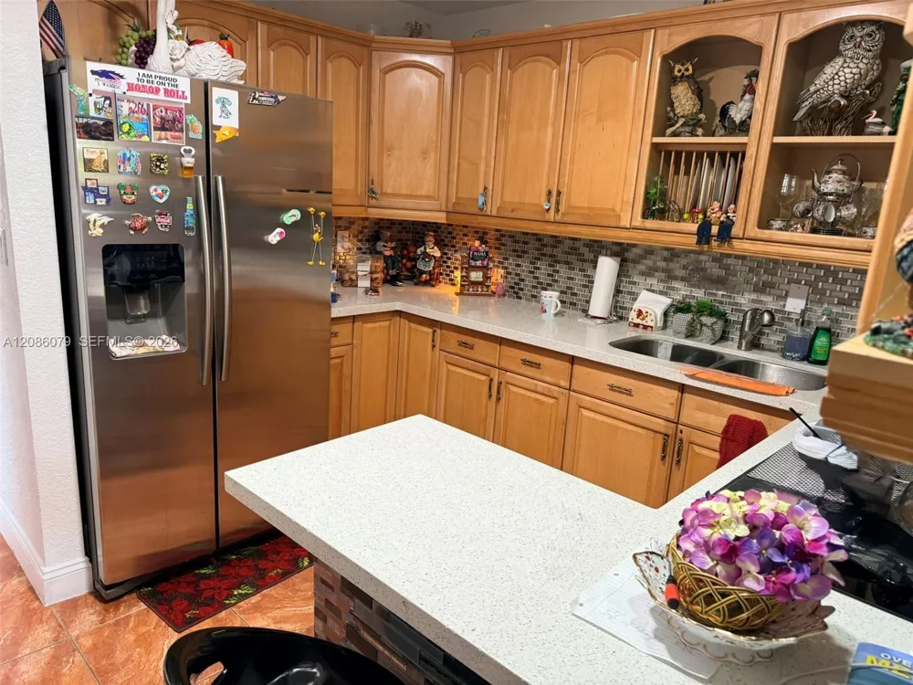 343 W 11th St Hialeah, FL 33010