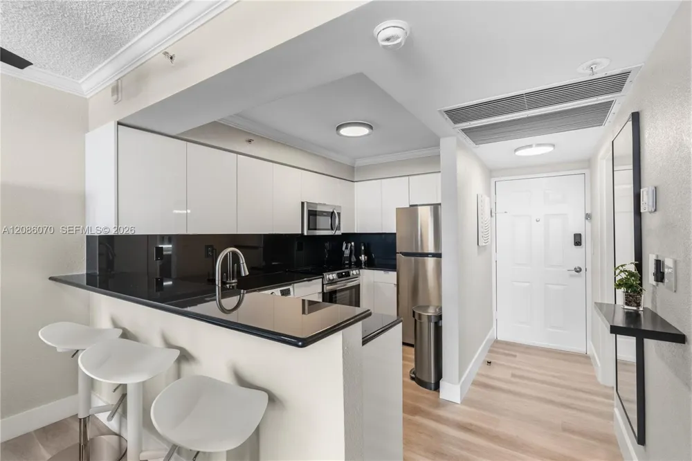 2501 S Ocean Dr #927 (available) Hollywood, FL 33019