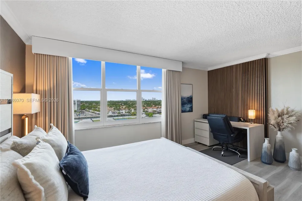 2501 S Ocean Dr #927 (available) Hollywood, FL 33019