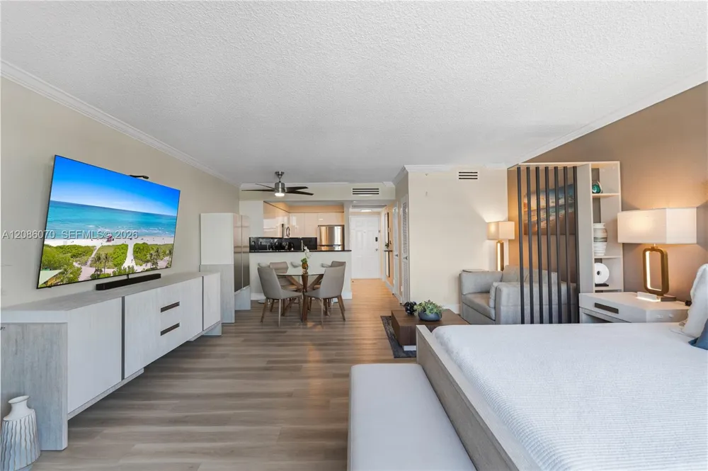 2501 S Ocean Dr #927 (available) Hollywood, FL 33019