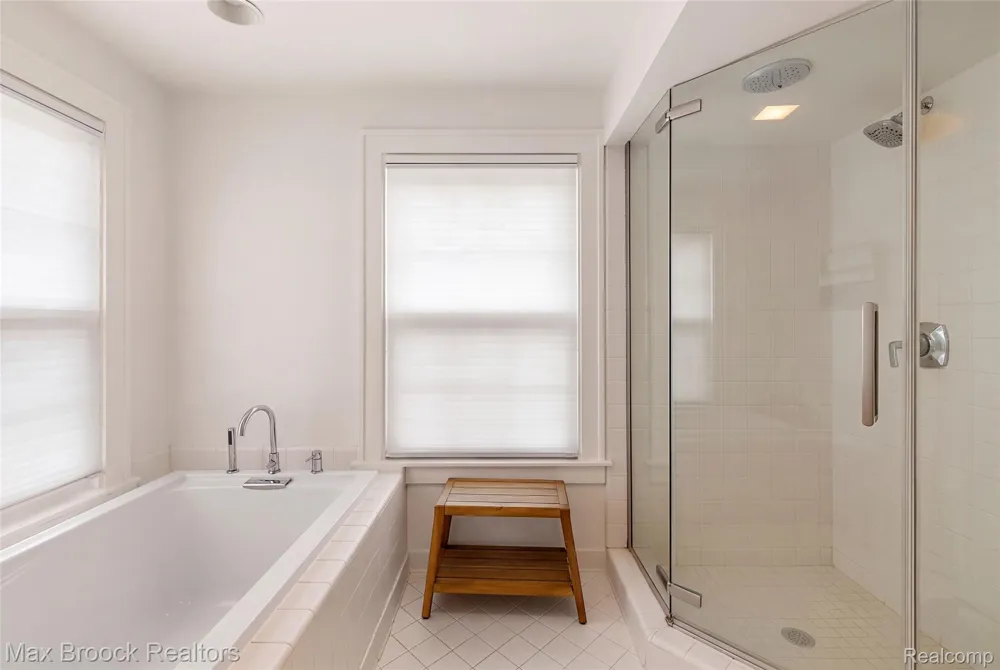 788 Pierce Street Birmingham City, MI 48009