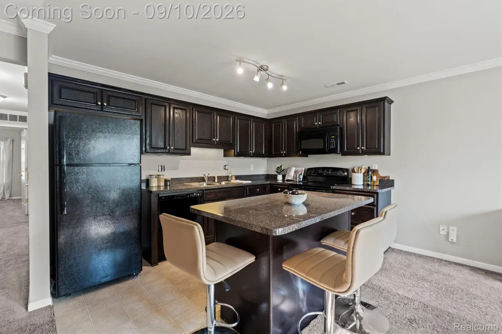 33574 Utica Road Fraser City, MI 48026