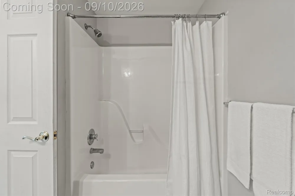 33574 Utica Road Fraser City, MI 48026