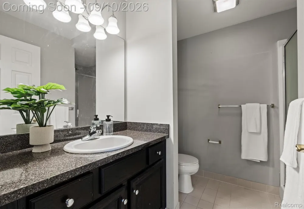 33574 Utica Road Fraser City, MI 48026