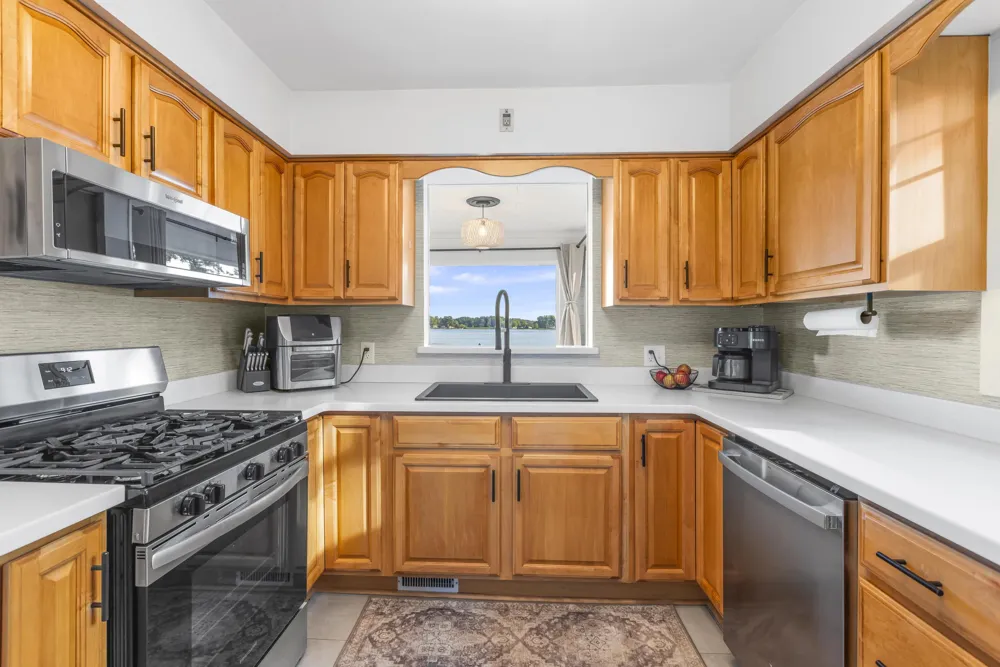 43 W Hickory Road Johnstown Township, MI 49017