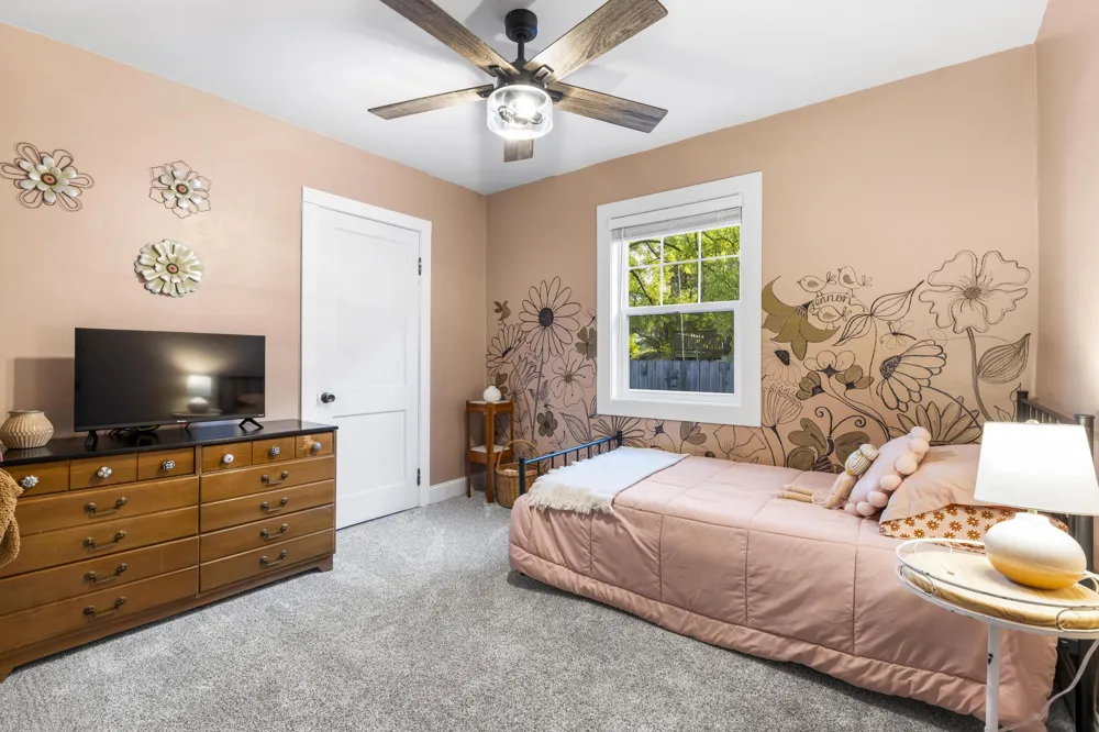 43 W Hickory Road Johnstown Township, MI 49017