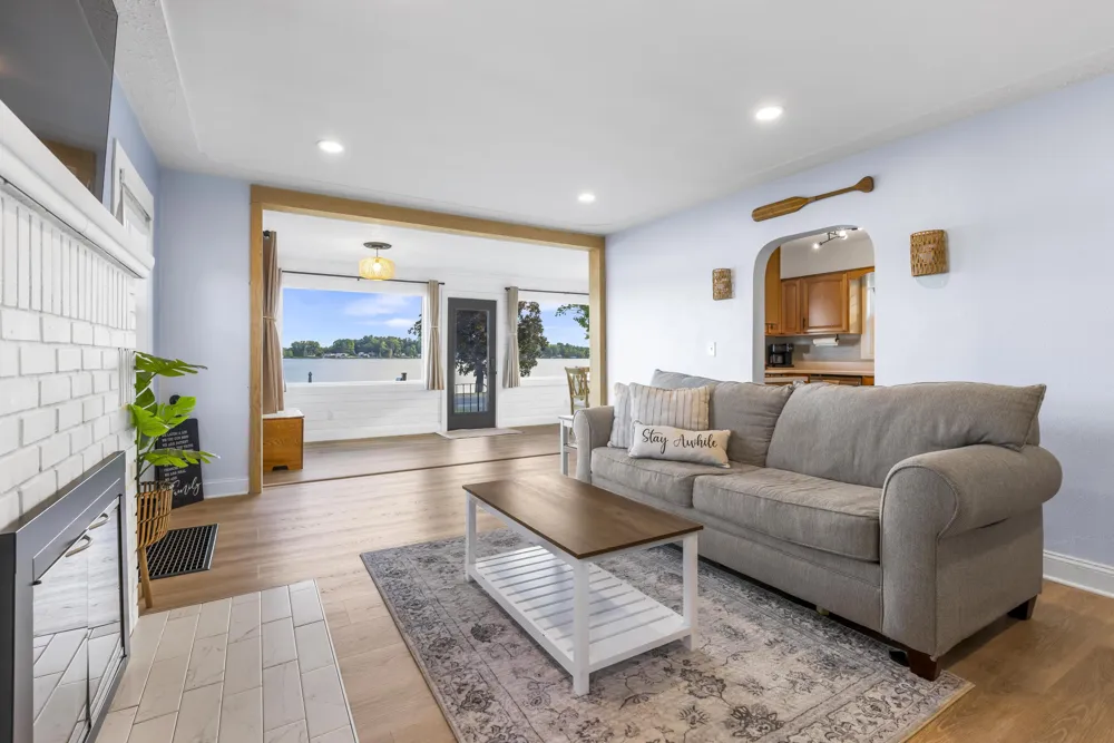 43 W Hickory Road Johnstown Township, MI 49017