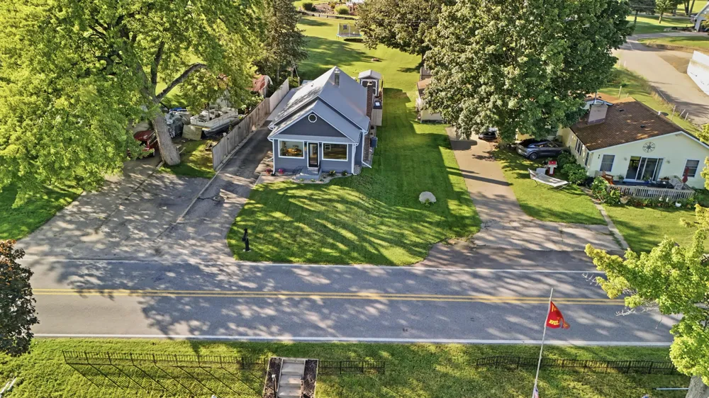 43 W Hickory Road Johnstown Township, MI 49017
