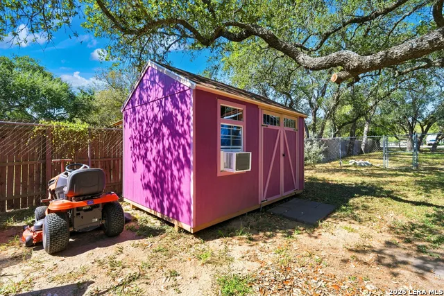 360 BRANDON WAY Poteet, TX 78065