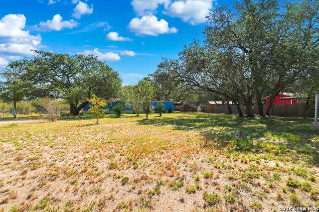 360 BRANDON WAY Poteet, TX 78065