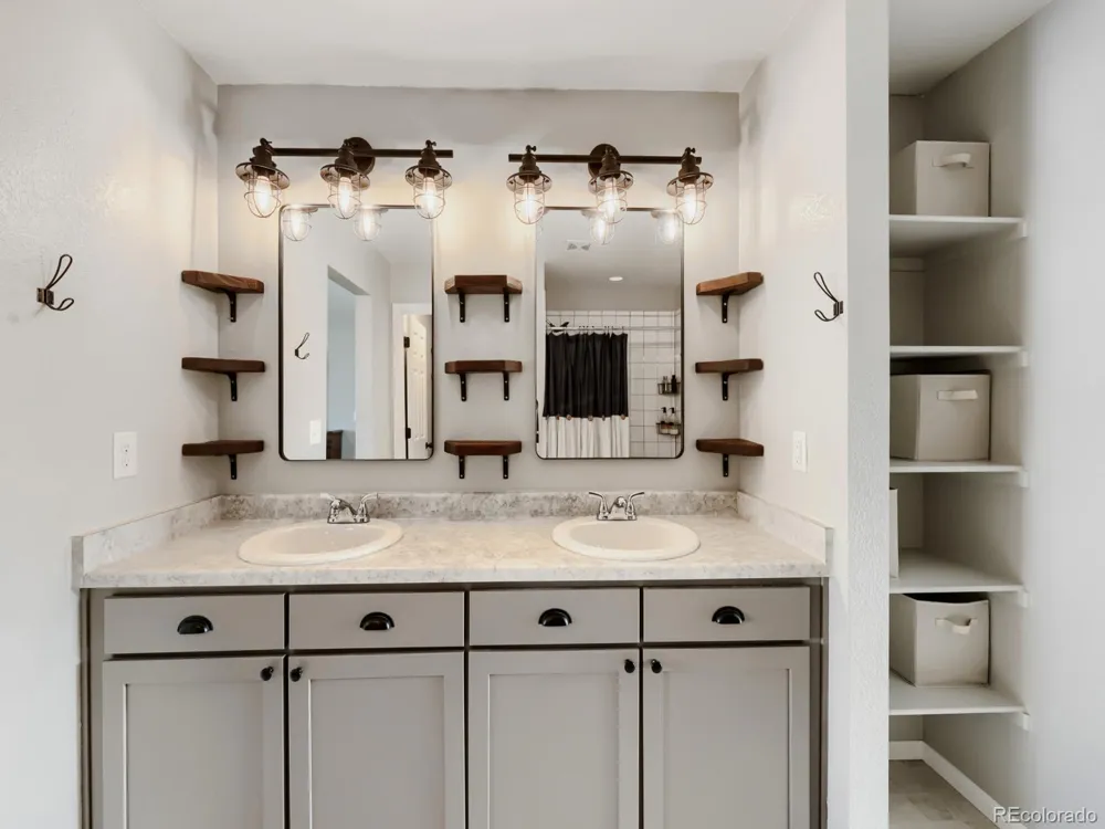 3543 Makley Circle Castle Rock, CO 80104