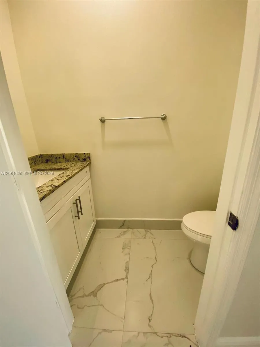 1888 Salerno Cir #1888 Weston, FL 33327