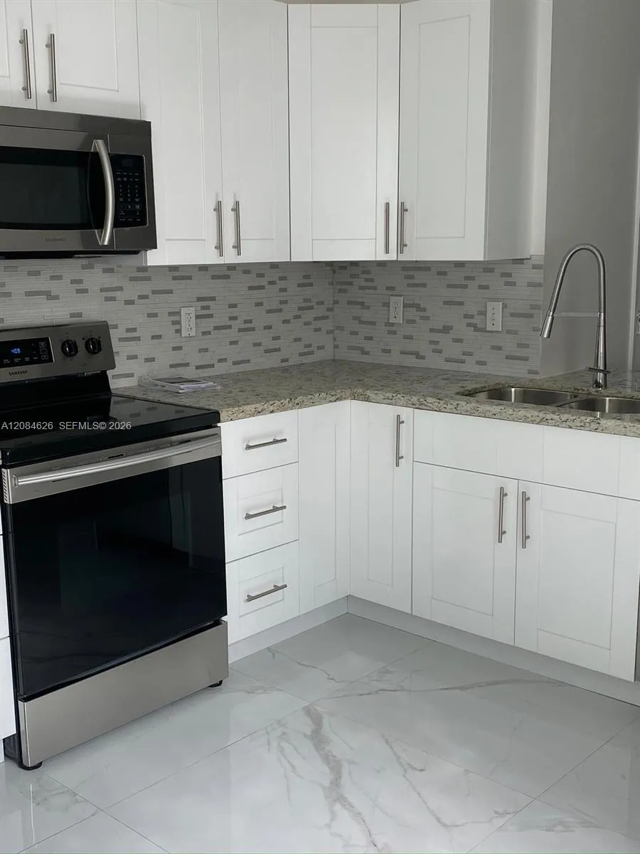 1888 Salerno Cir #1888 Weston, FL 33327