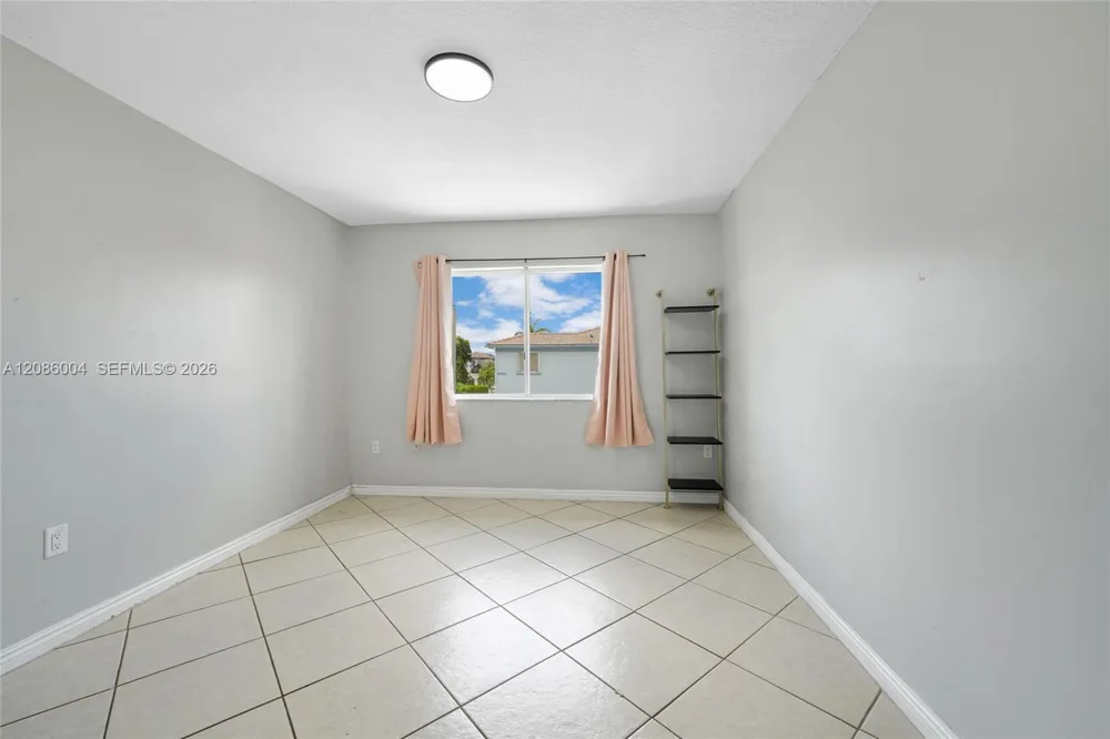 3891 SW 147th Ave #11 Miami, FL 33185