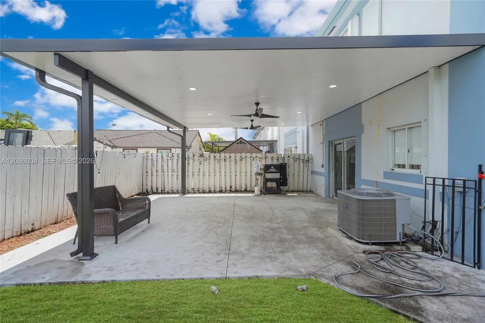 3891 SW 147th Ave #11 Miami, FL 33185