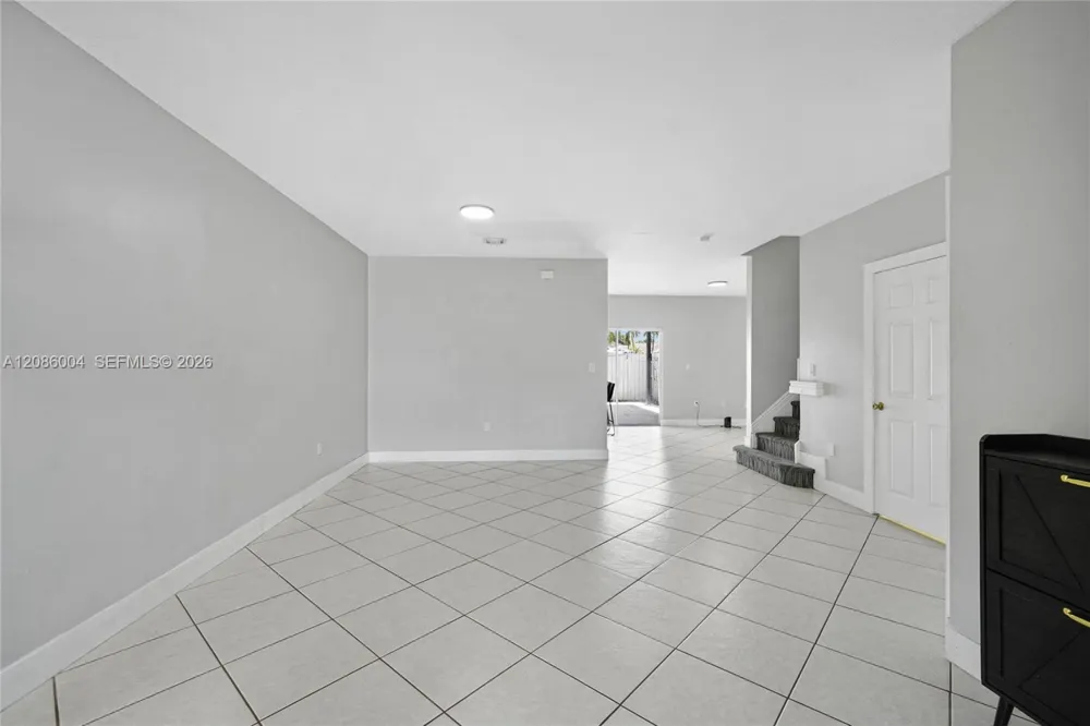 3891 SW 147th Ave #11 Miami, FL 33185
