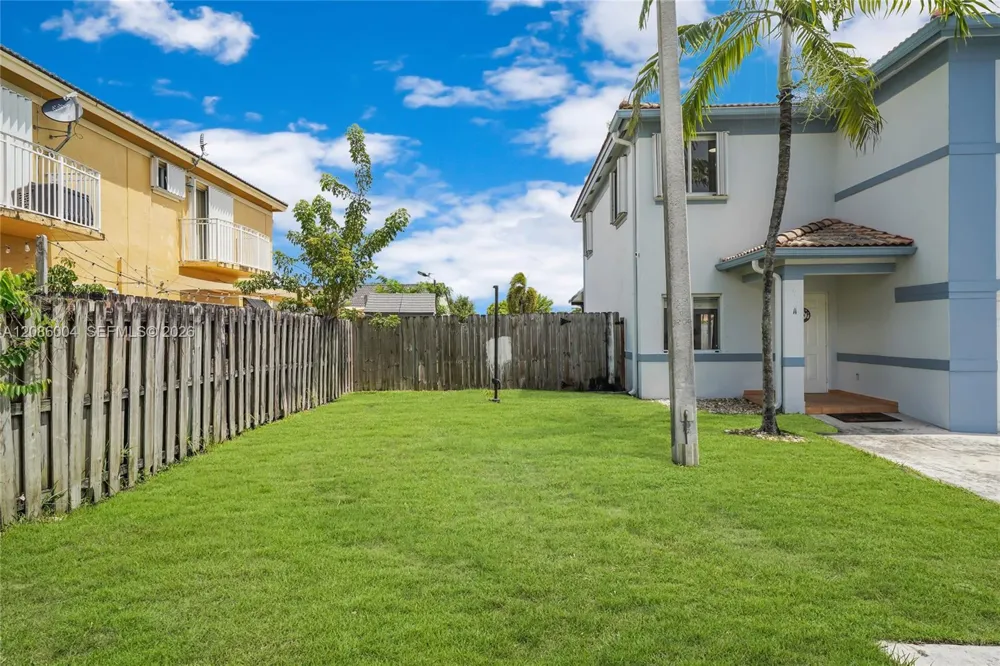 3891 SW 147th Ave #11 Miami, FL 33185