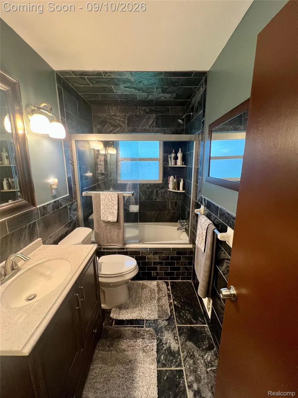 11507 Farthing Drive Sterling Heights City, MI 48314